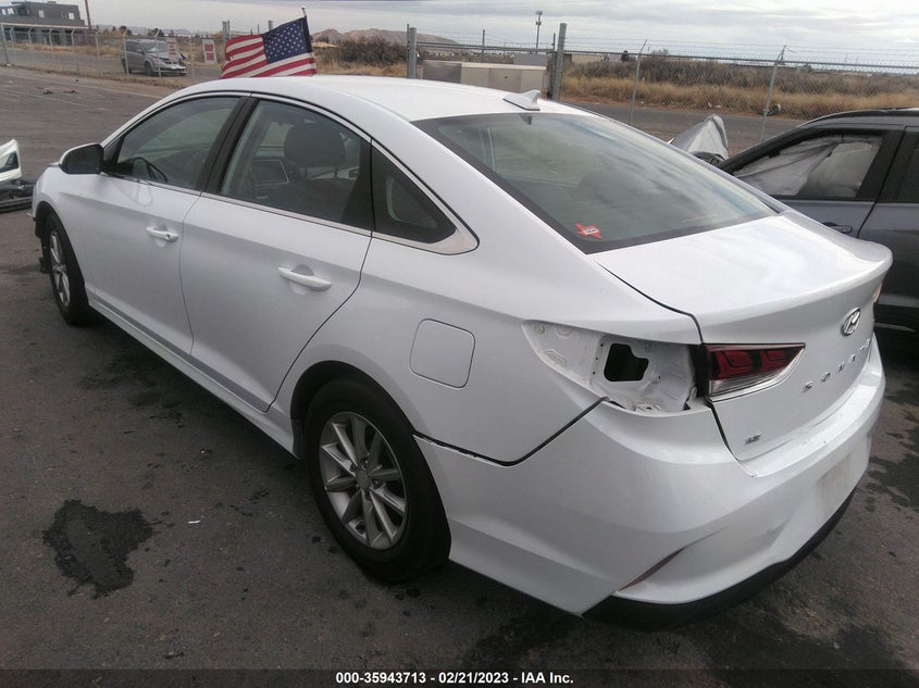 VIN 5NPE24AF9JH621297 2018 HYUNDAI SONATA SE