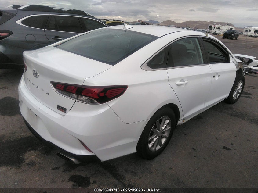 VIN 5NPE24AF9JH621297 2018 HYUNDAI SONATA SE