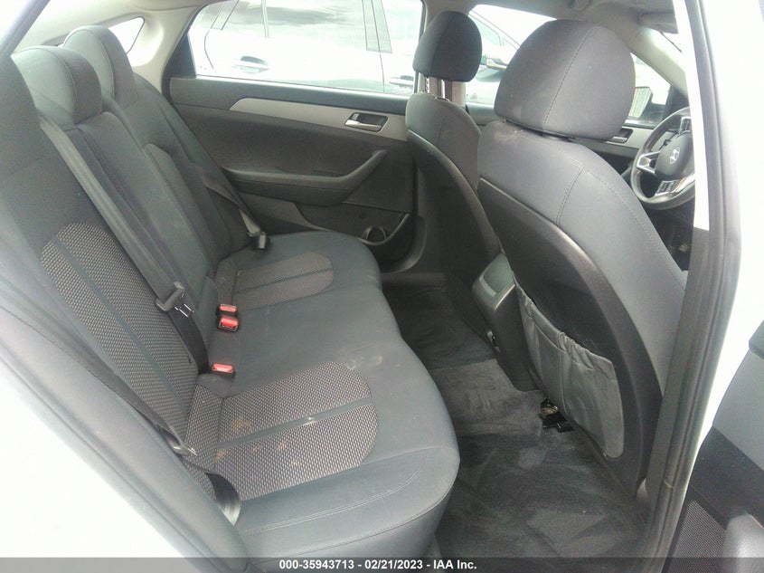 VIN 5NPE24AF9JH621297 2018 HYUNDAI SONATA SE