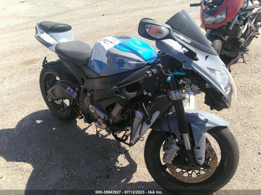 2015 SUZUKI GSX-R600 - JS1GN7FA4F2100750