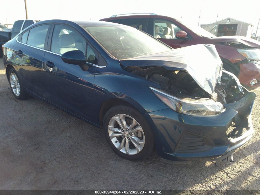 2019 CHEVROLET CRUZE LT - 1G1BE5SM0K7104692