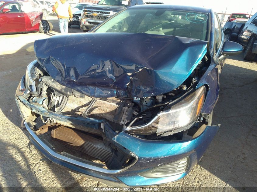 2019 CHEVROLET CRUZE LT - 1G1BE5SM0K7104692