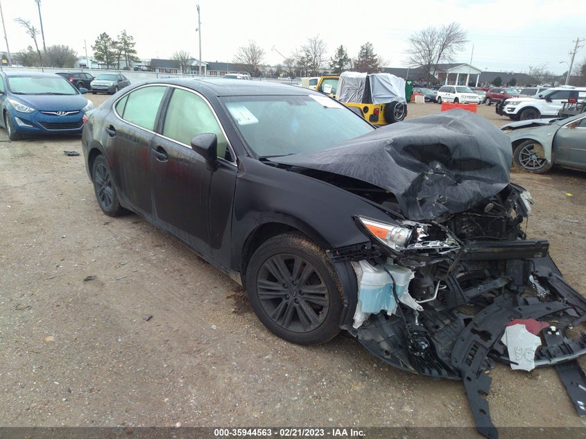 Image 1 of 2015 LEXUS ES 350  salvage vehicle - Lot #35944563 at IAAI