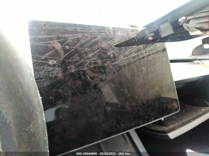 VIN 5YJ3E1EB4PF390417 2023 TESLA MODEL 3