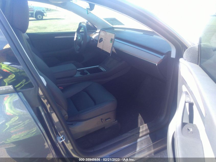2022 TESLA MODEL Y - 7SAYGDEF7NF552822