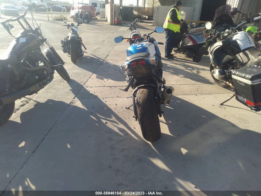 2011 SUZUKI GSX-R600 - JS1GN7FA5B2103117