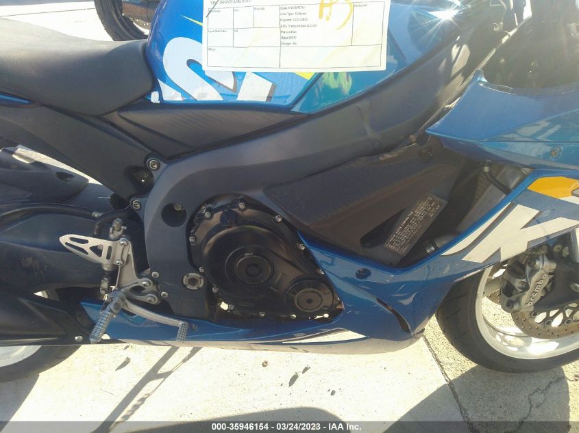 2011 SUZUKI GSX-R600 - JS1GN7FA5B2103117