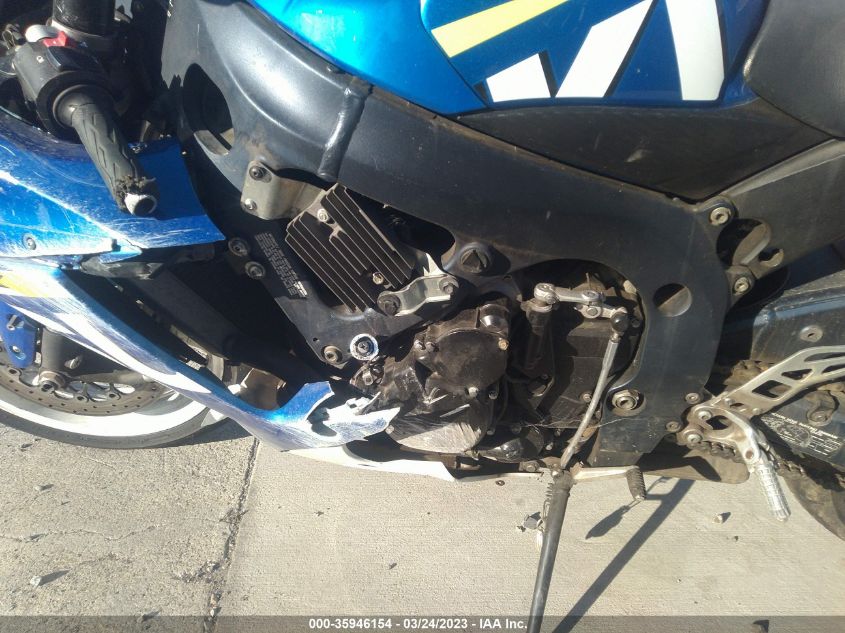 2011 SUZUKI GSX-R600 - JS1GN7FA5B2103117