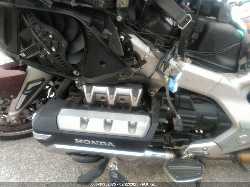 2018 HONDA GL1800 D JH2SC7959JK003645