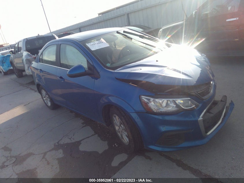 CHEVROLET SONIC LT 2018, VIN 1G1JD5SH8J4140938