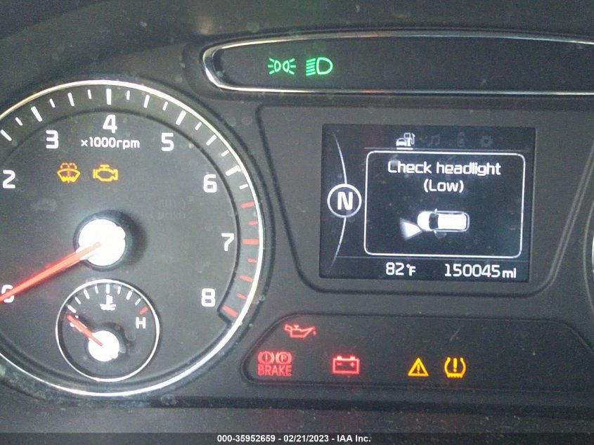 2016 KIA SORENTO EX - 5XYPH4A52GG015385