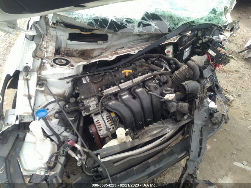 2013 HYUNDAI ELANTRA GT - KMHD35LE4DU103204