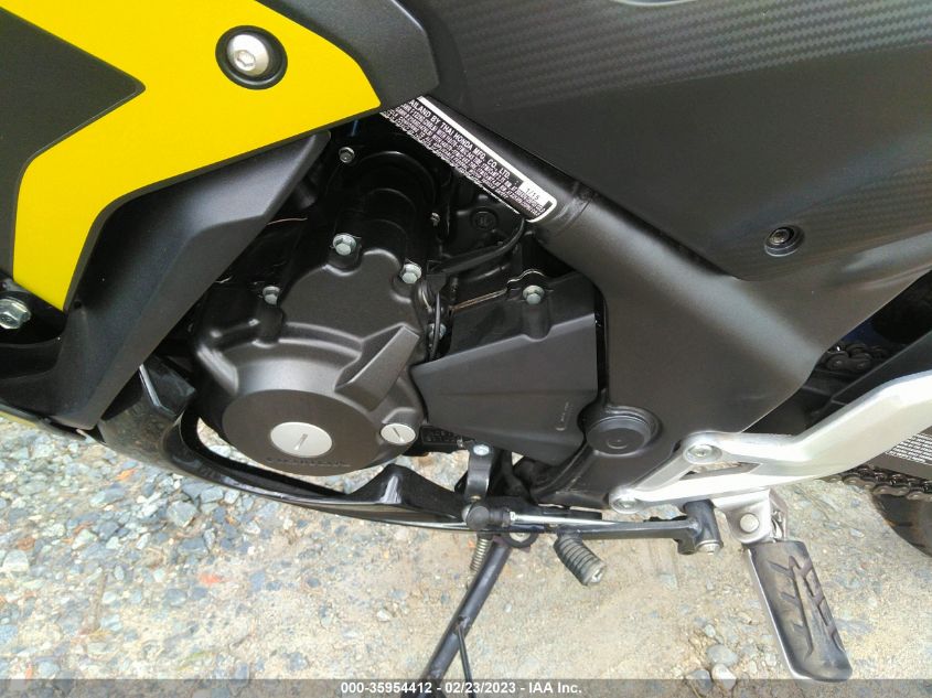 2015 HONDA CBR300 R MLHNC5106F5102274
