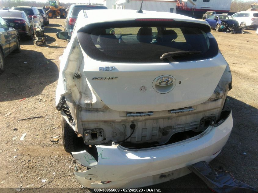 2013 HYUNDAI ACCENT SE - KMHCU5AE8DU091568