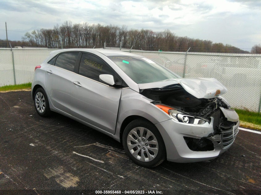 HYUNDAI ELANTRA GT 2017