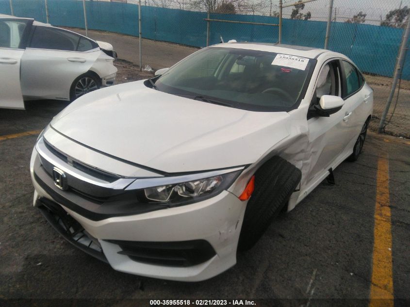 VIN 19XFC2F71JE207314 2018 HONDA CIVIC SEDAN EX