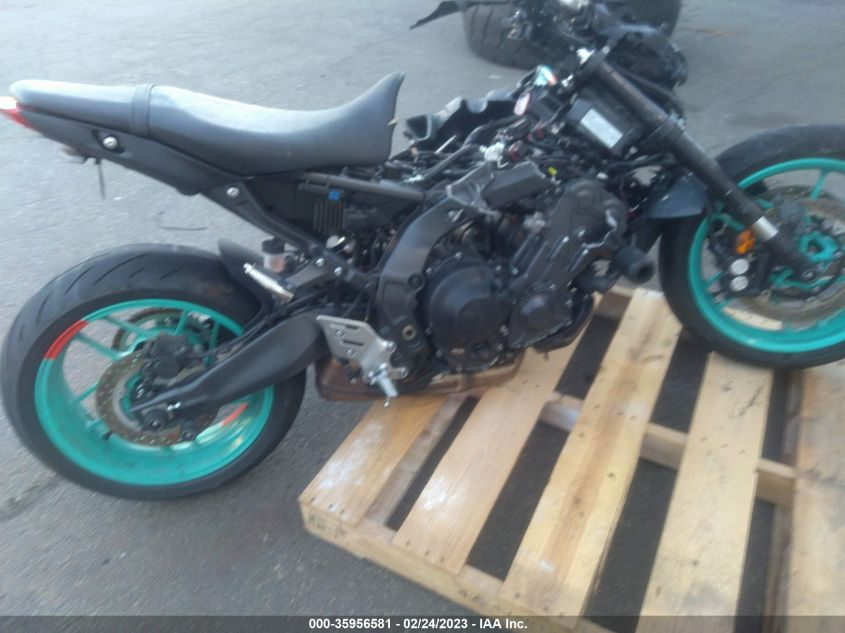 2022 YAMAHA MT09 JYARN71E0NA002243