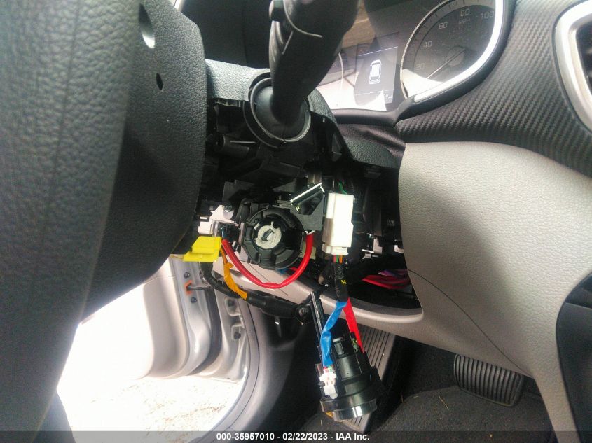 2019 HYUNDAI TUCSON SE - KM8J2CA43KU007646