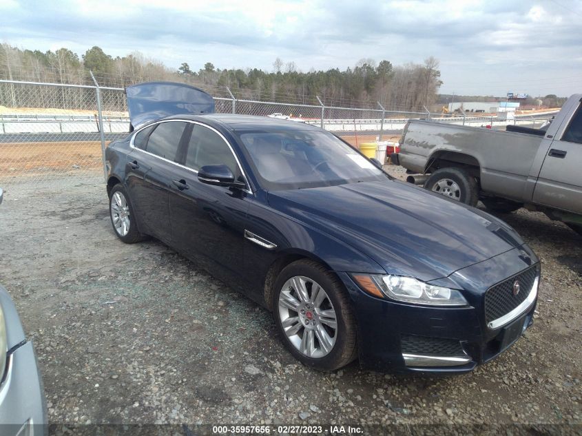 SAJBJ4BV4HCY36718 JAGUAR XF 35T PREMIUM 2017