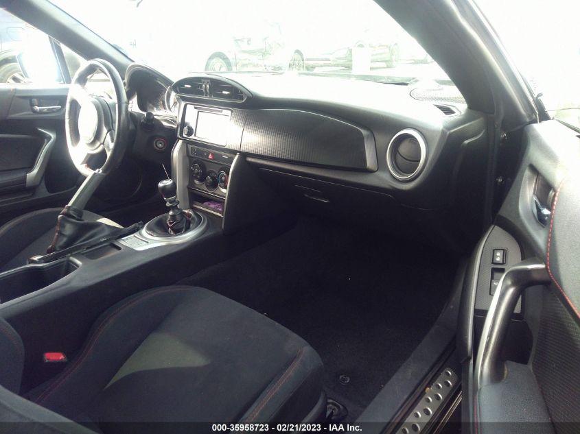 2013 TOYOTA SCION FR-S JF1ZNAA11D1717082