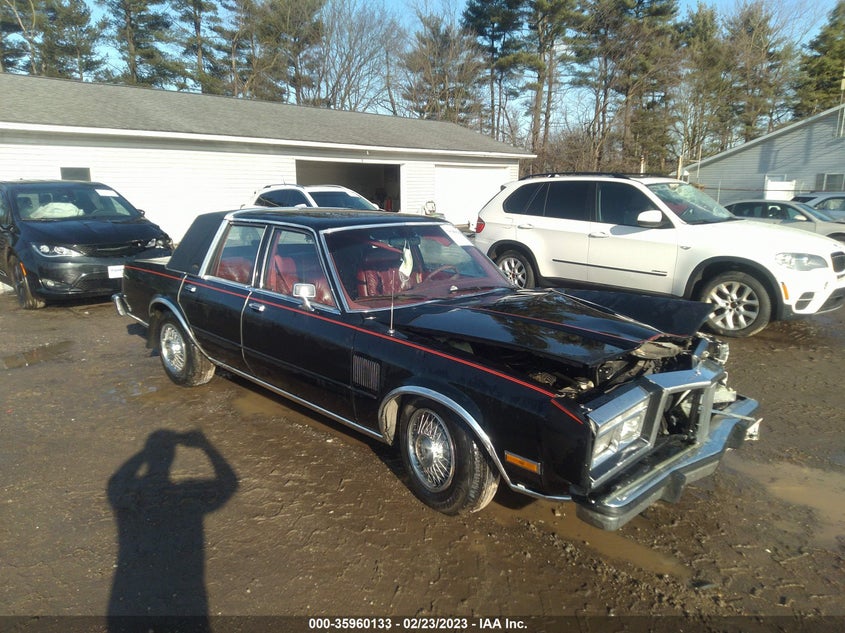 1C3BF66P0HW118528 CHRYSLER FIFTH AVENUE Photo 1