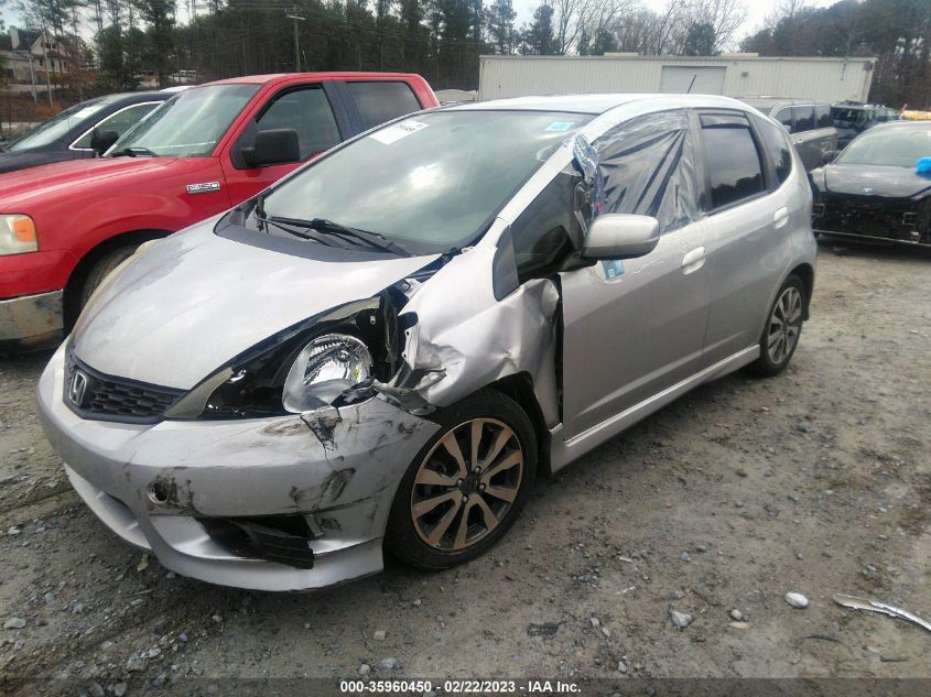 2013 HONDA FIT SPORT - JHMGE8H54DC030572