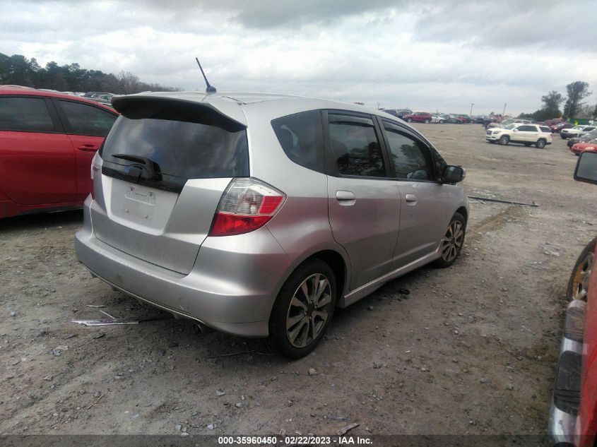 2013 HONDA FIT SPORT - JHMGE8H54DC030572