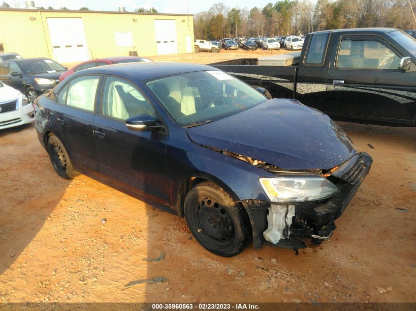 2014 VOLKSWAGEN JETTA SEDAN SE - 3VWD17AJ4EM414415