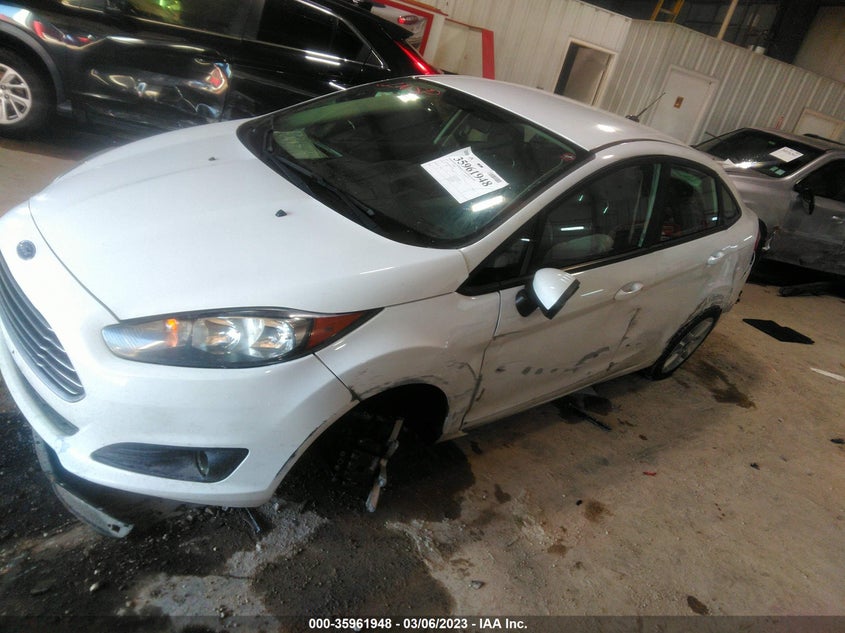 VIN 3FADP4BJ6KM123401 2019 FORD FIESTA SE
