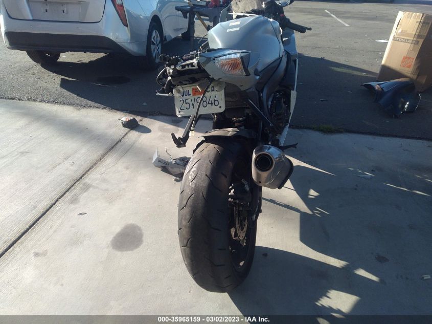 2022 SUZUKI GSX-R750 - JS1GR7MA7N7100928