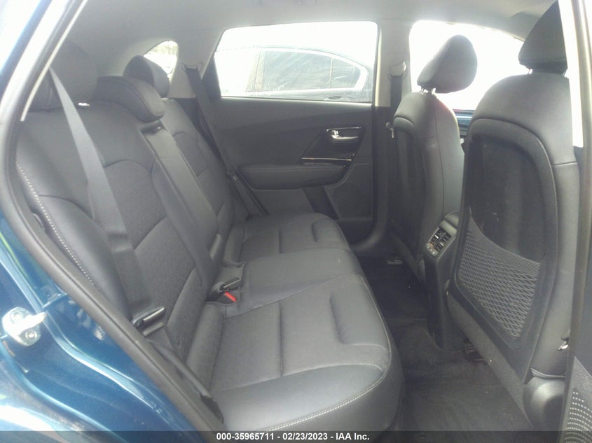 VIN KNDCC3LC9K5274329 2019 KIA NIRO EX