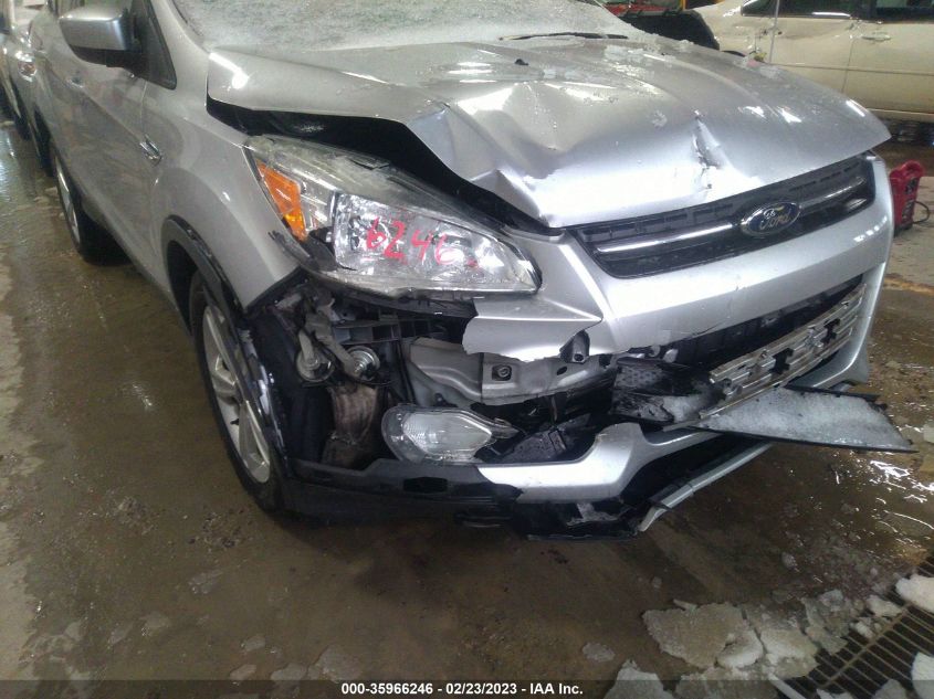 2015 FORD ESCAPE SE - 1FMCU0GXXFUB03265