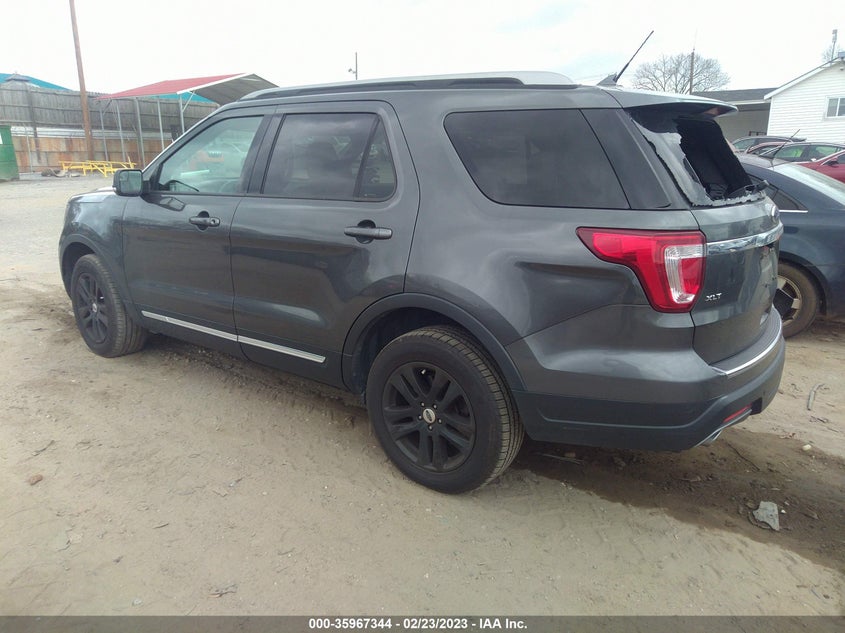VIN 1FM5K8D89JGC61615 2018 FORD EXPLORER XLT