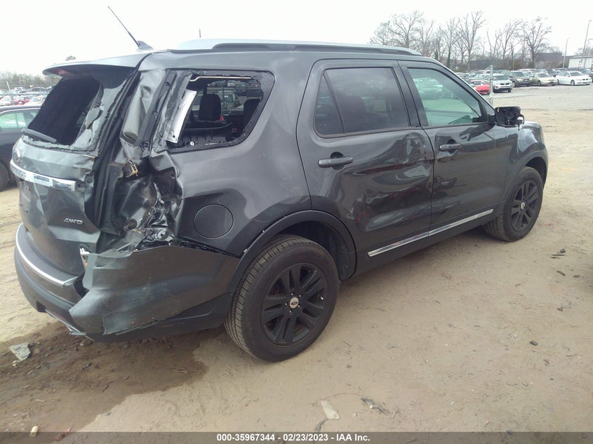 VIN 1FM5K8D89JGC61615 2018 FORD EXPLORER XLT