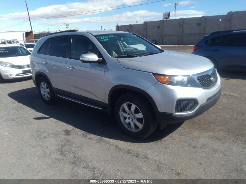 2013 KIA SORENTO LX - 5XYKTCA62DG372508