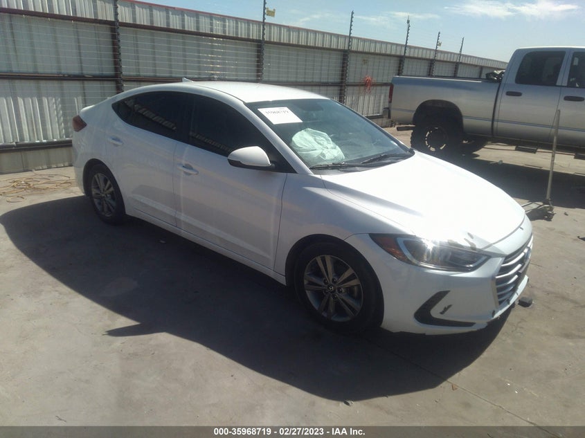 VIN 5NPD84LF0HH188082 2017 HYUNDAI ELANTRA SE