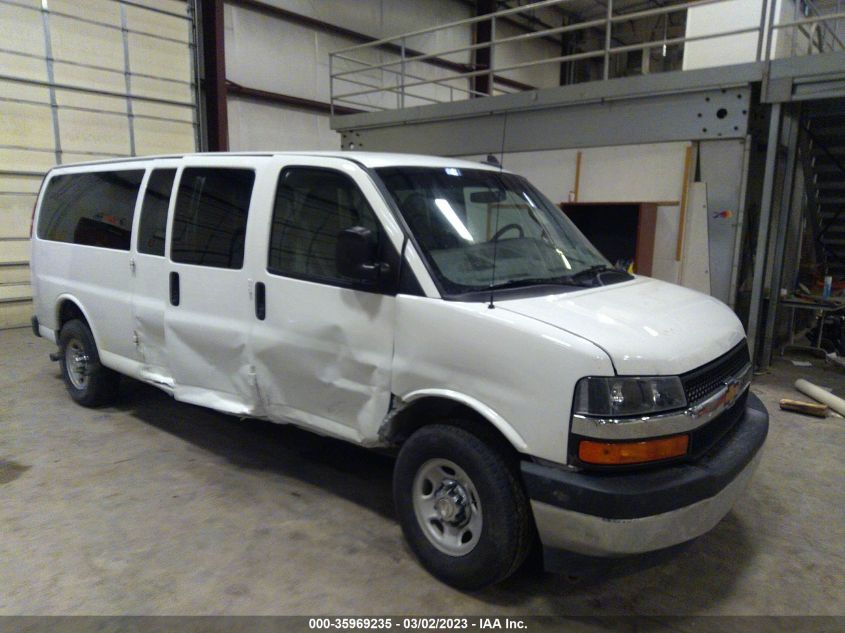 2017 CHEVROLET EXPRESS PASSENGER LT - 1GAZGPFG0H1333359