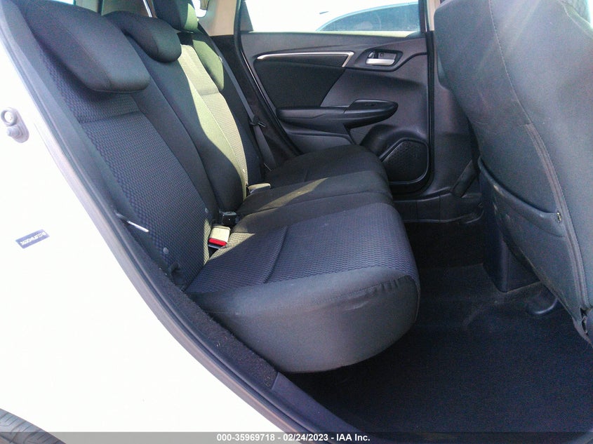 VIN 3HGGK5H48JM733748 2018 HONDA FIT LX