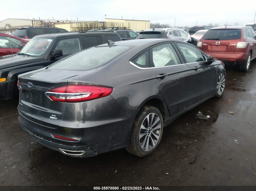 VIN 3FA6P0T90LR179666 2020 FORD FUSION SE