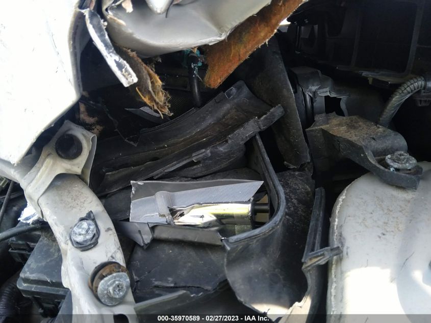2014 NISSAN ROGUE SV - 5N1AT2MK8EC832190
