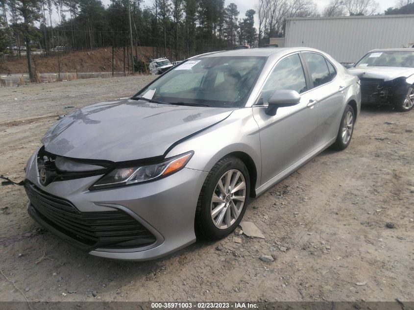 2021 TOYOTA CAMRY LE - 4T1C11AKXMU445565