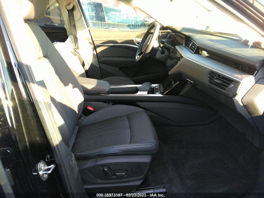 2021 AUDI E-TRON PREMIUM WA1AAAGE6MB031850
