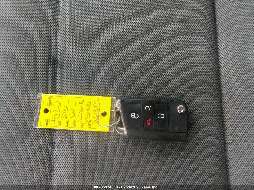 2016 VOLKSWAGEN E-GOLF SE WVWKP7AUXGW916044