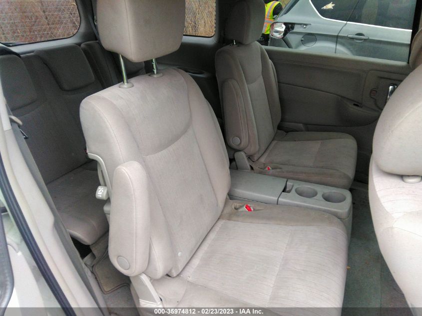 2014 NISSAN QUEST SV JN8AE2KP7E9103662