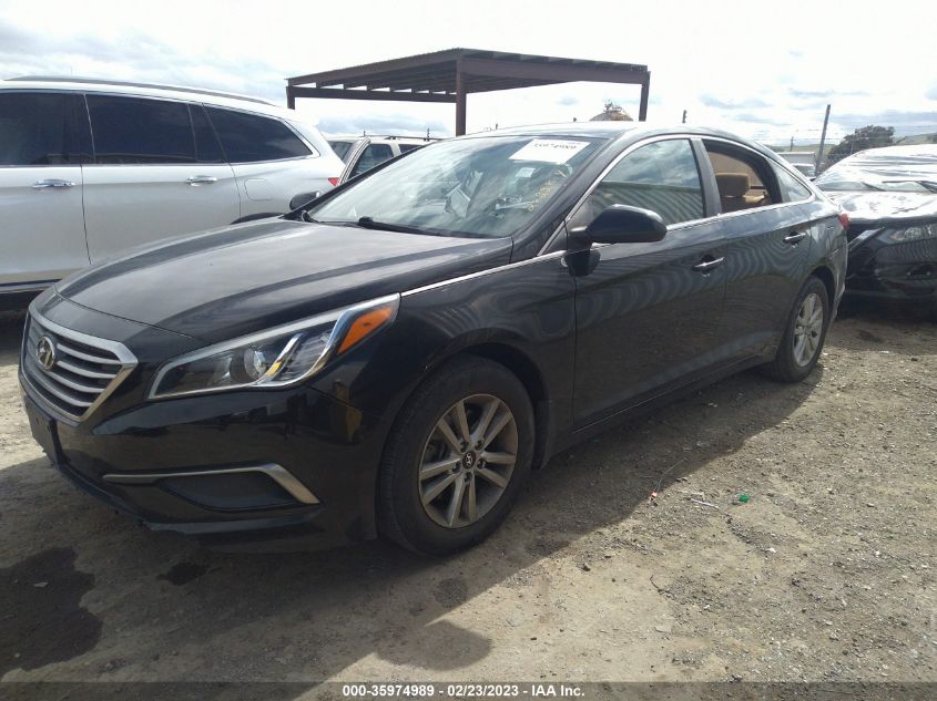 2016 HYUNDAI SONATA 2.4L SE - 5NPE24AF4GH340078