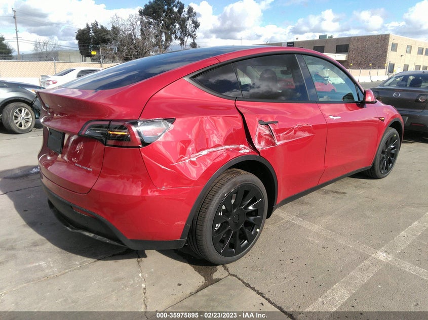 VIN 7SAYGDEE4PF617846 2023 TESLA MODEL Y LONG RANGE