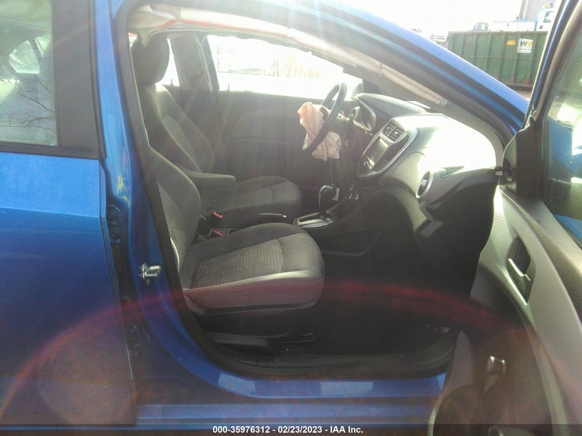 VIN 1G1JB5SHXH4100585 2017 CHEVROLET SONIC LS