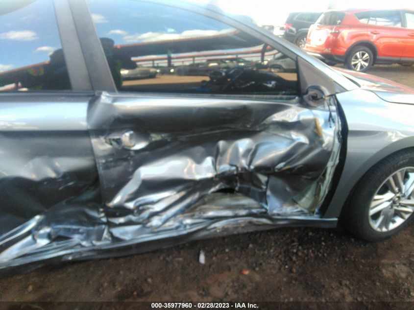 2019 HYUNDAI ELANTRA SEL - KMHD84LF1KU743579