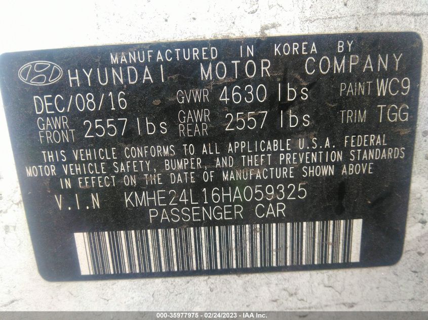 2017 HYUNDAI SONATA HYBRID SE - KMHE24L16HA059325