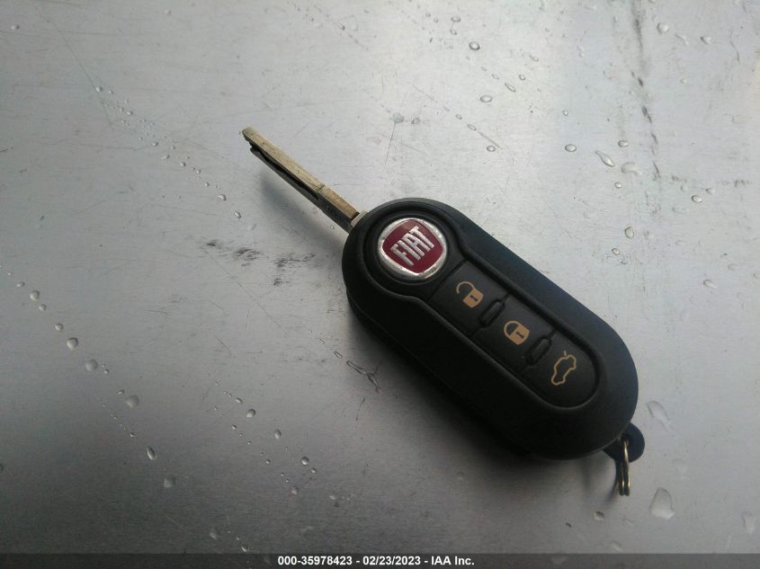2015 FIAT 500L LOUNGE - ZFBCFACHXFZ032285